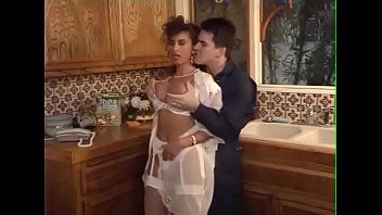 play Zusammenstellung einer fetten Milf mit riesigen Titten beim Oralsex