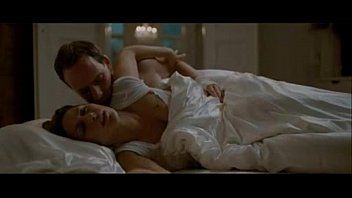 play Sesso notturno con la cagna scopata quando dorme sotto le coperte