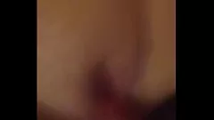 play Die mollige brünette Teenagerin Laura Lisa bekommt POV-Fick und harten Sex auf der Couch