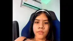 play Venezuelana Milf Sophia Luna se agrada